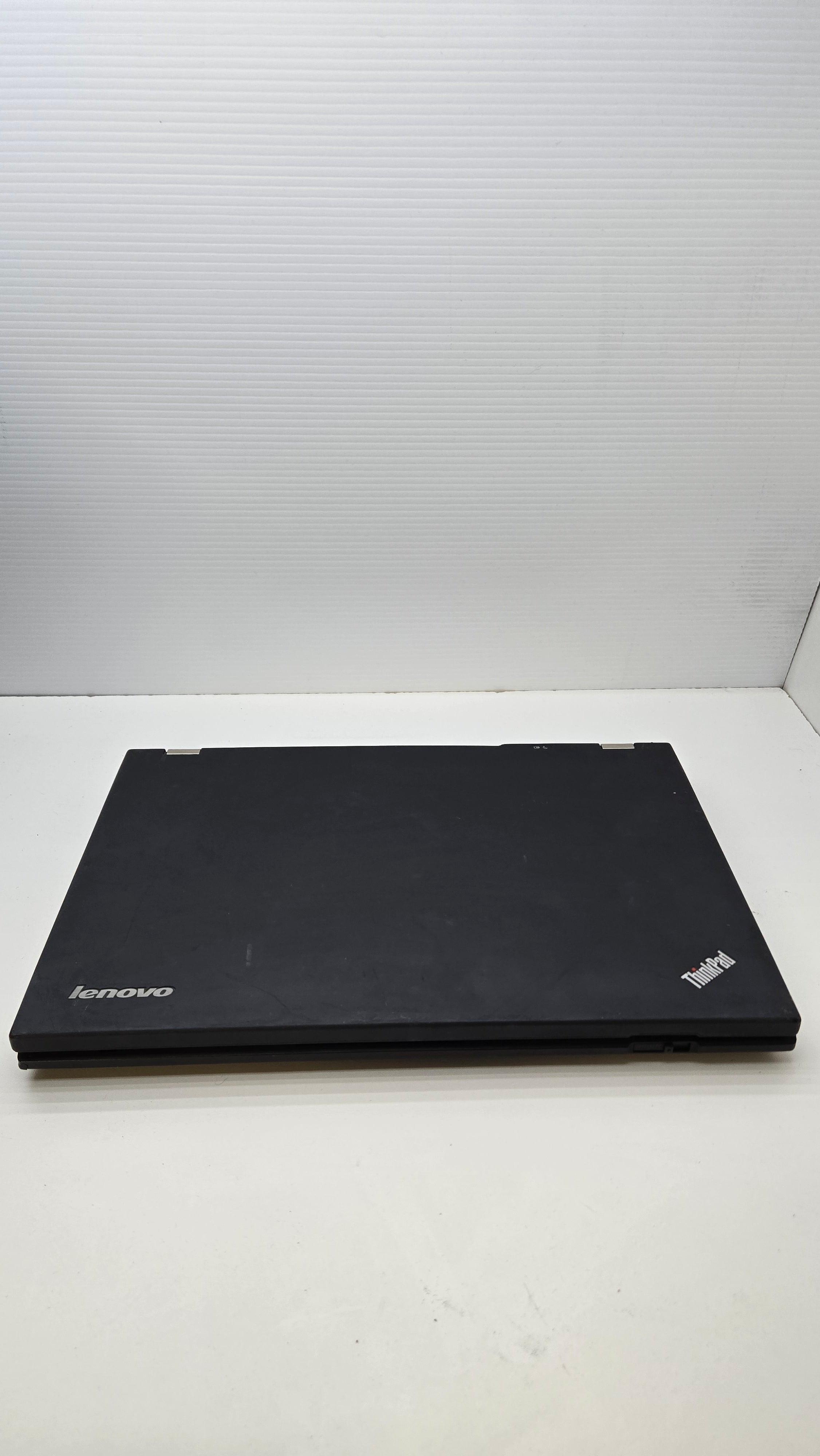 Lenovo ThinkPad T420s fermé